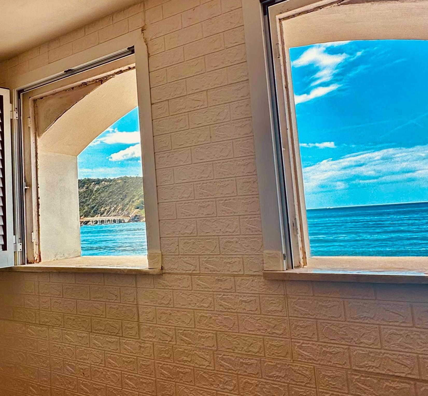 Lido Di 3* Procida